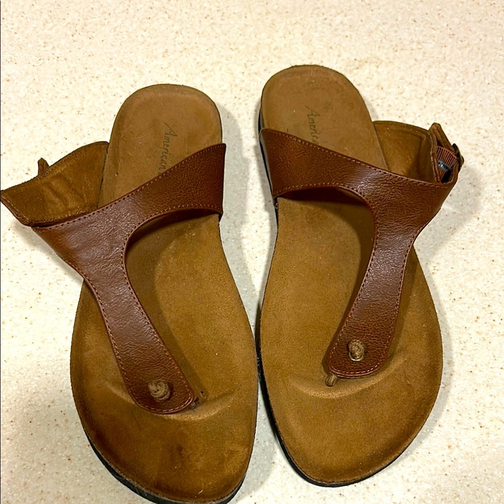 American Eagle Women's Brown Thong Sandal